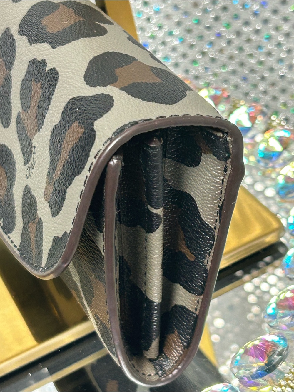 Coach Leopard Print Continental Wallet - Brown/Black/Gray Approx. 8 x - Picture 6 of 16